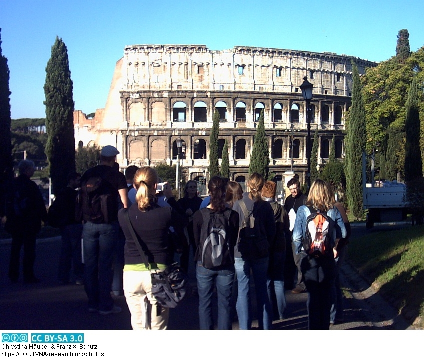 Das Colosseum in Rom - AMPHITHEATRUM, Photo by Chrystina Häuber, Franz Xaver Schütz