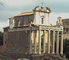 Faustina und Antoninus Pius Tempel Rom - AEDES: DIVUS ANTONINUS PIUS ET DIVA FAUSTINA, Photo by Franz Xaver Schütz and Chrystina Häuber