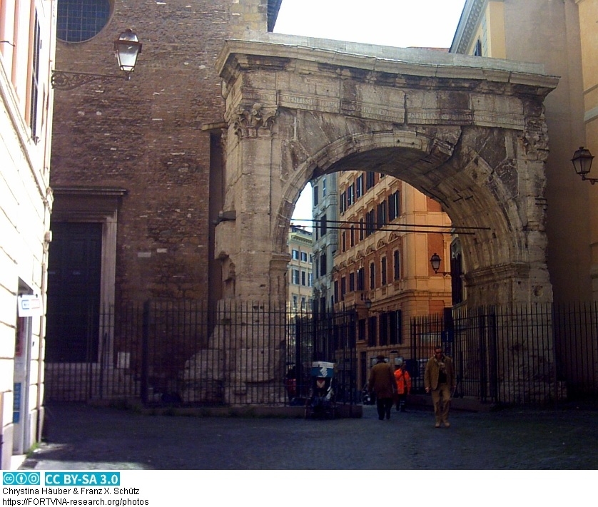 PORTA ESQUILINA Rom, Photo by Chrystina Häuber, Franz Xaver Schütz