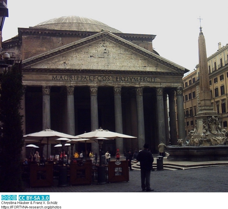 Pantheon, Rom, Photos by Chrystina Häuber, Franz Xaver Schütz