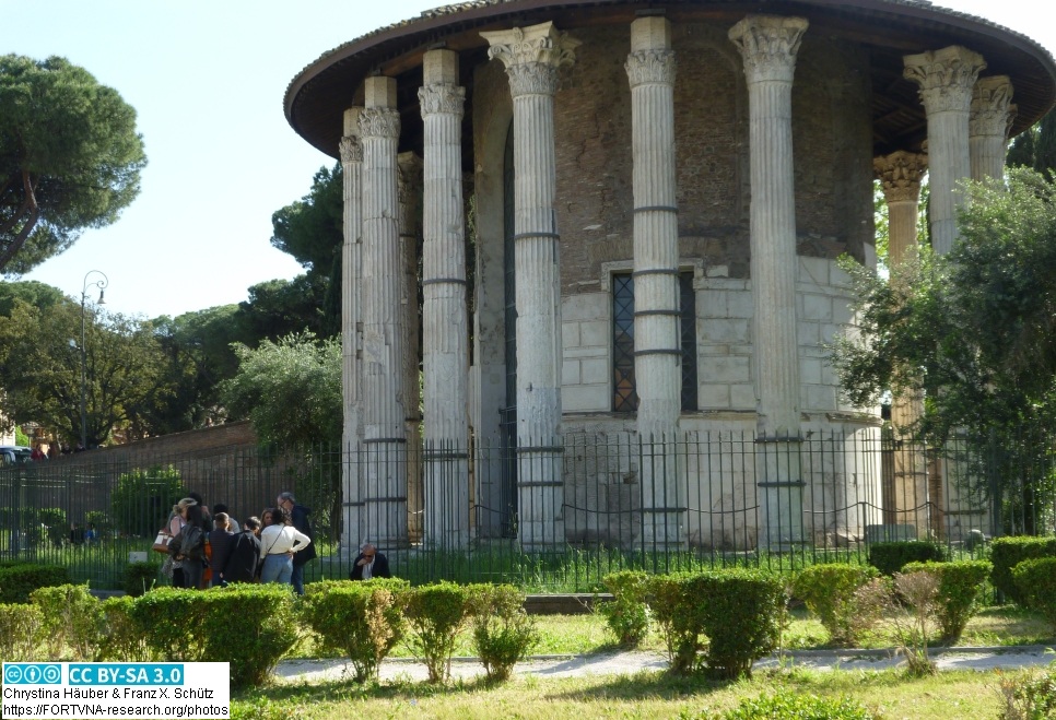 Rundtempel am Tiber, Round Temple, ROMA, Rom, Rome, Photo by Chrystina HÄUBER, Franz Xaver SCHÜTZ