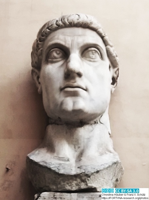 Fragmente einer Kolossalstatue des Kaisers Hadrian - der Kopf wurde umgearbeitet in ein Portrait des Kaisers Konstantin der Große, Photo by Chrystina Häuber, Franz Xaver Schütz